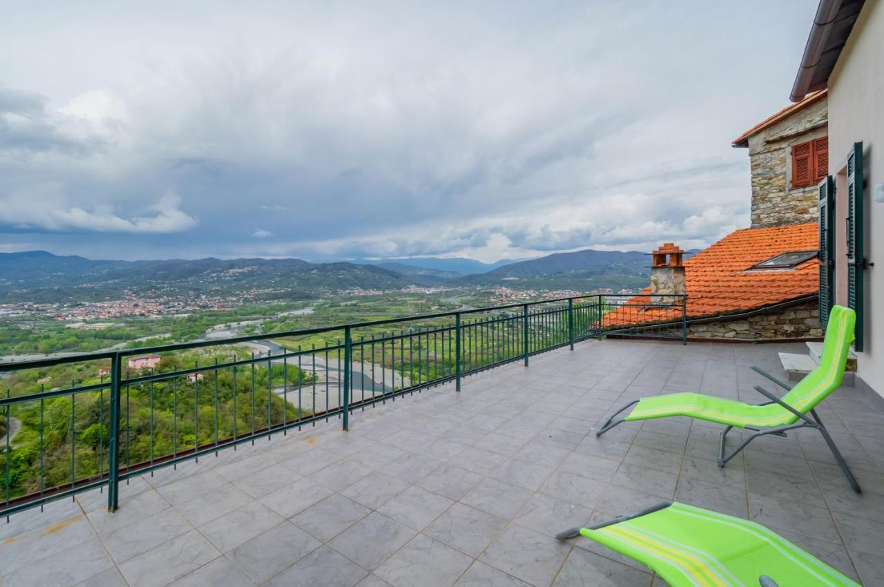 Comfy & Roomy Apt - View On The Ligurian Hills! Vezzano Ligure Ngoại thất bức ảnh